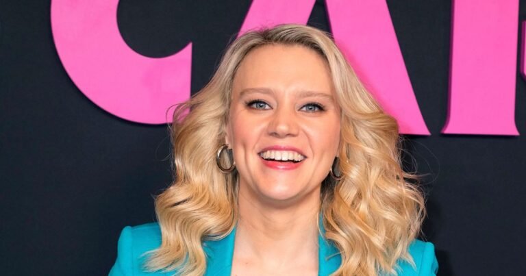 What Is Geographic Tongue? Kate McKinnon Talks Rare Condition
