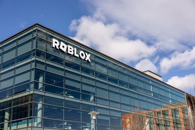 Roblox unveils a new TikTok-like video feed for users (RBLX:NYSE)