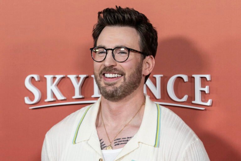 Fans Go Wild Over Chris Evans’ Captain America Look at TIFF, Dreaming of ‘Avengers: Doomsday’ Return