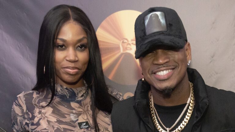 Ne-Yo Girlfriend Cristina Shows Massive Leg Tattoo Of His Face