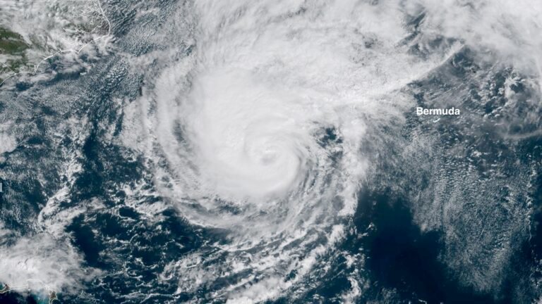 Bermuda braces for a pounding from strengthening Hurricane Imelda » Yale Climate Connections