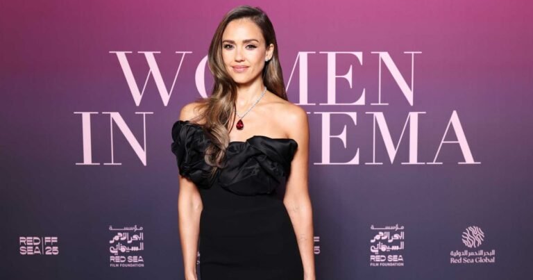 Jessica Alba’s $395 Rich Mom Loafers Have a $43 Twin