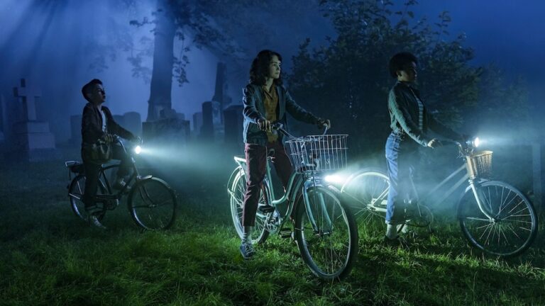 Welcome To Derry Creators On Withholding Pennywise