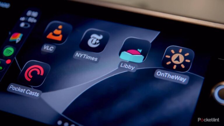 4 free CarPlay apps that keep me entertained on long roadtrips