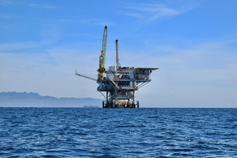 U.S. public invited to weigh in on major offshore drilling proposal » Yale Climate Connections