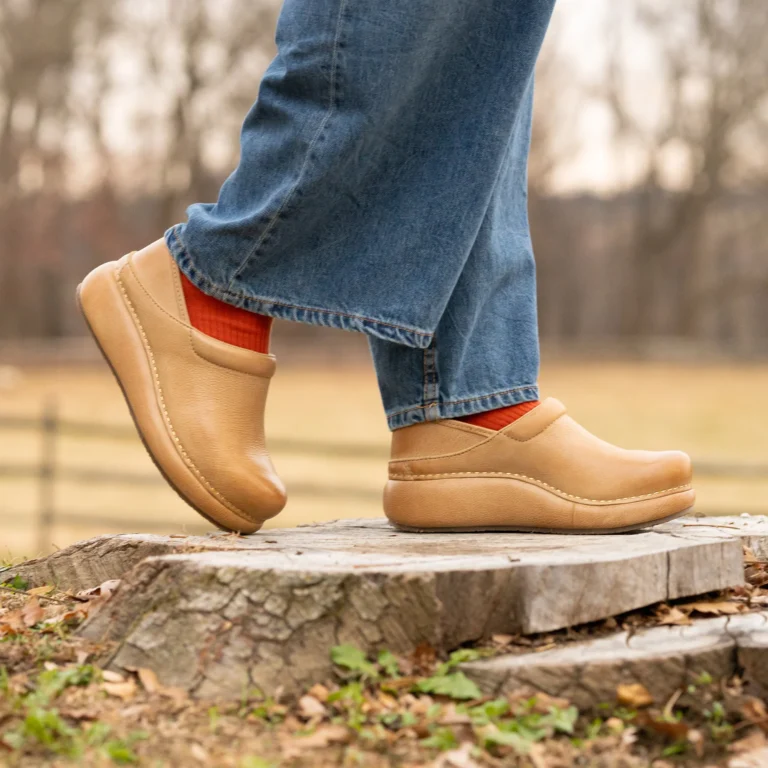 Best Shoes for Plantar Fasciitis: Real Reader Recommendations That Actually Work