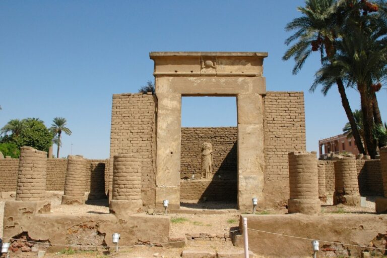 24 January AD 126 – A small Serapeum is consecrated in Thebes to Hadrian on his 50th birthday (#Hadrian1900) FOLLOWING HADRIAN