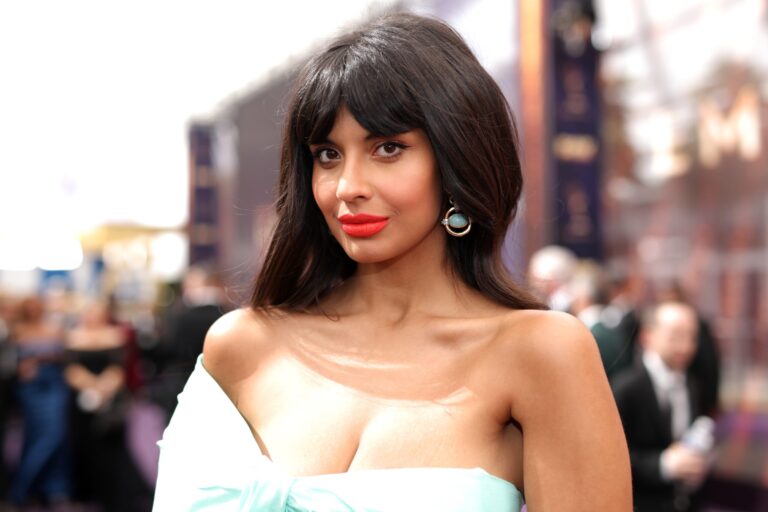 Jameela Jamil Blasts Blake Lively as ‘Villain,’ ‘Suicide Bomber’ In Newly Revealed Text Messages