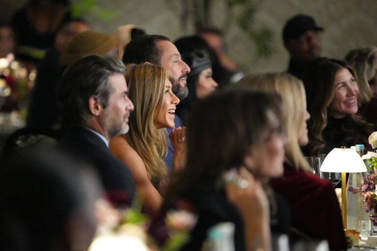 Jim Curtis Finally Talks About Famous Girlfriend… Jennifer Aniston!