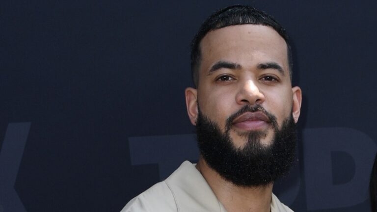 Post Has Social Asking About Desmond Scott