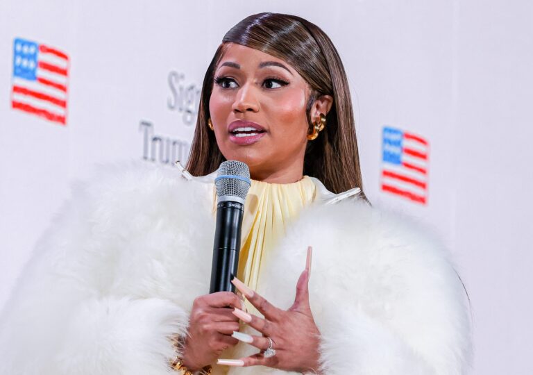 Nicki Minaj Brings Pink Vibes To The White House With Viral TikTok