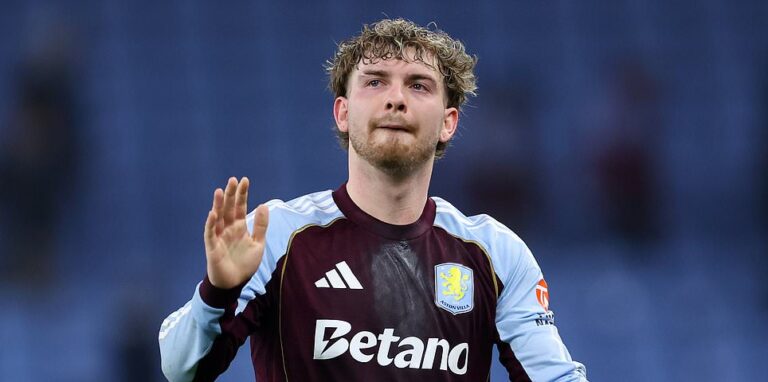 Transfer Deadline Day LIVE: Major deal COLLAPSES, Harvey Elliott talks escalate, surprise news on Kalvin Phillips and Chelsea and Arsenal are active – All the latest updates