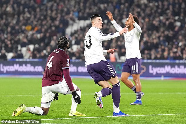 West Ham 1-1 Man United – PLAYER RATINGS: Which naive star switched off for Hammers goal? Which new signing needs to do a lot more? And who ran out of ideas on a tough night?
