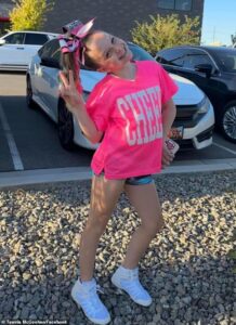 Disturbing divorce papers offer clues to why Utah dance mom, 38, killed daughter, 11, then herself in Las Vegas hotel room