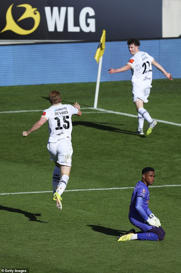 Footy star goes viral for one of the worst blunders Aussie sport has seen in years – then his coach quits just minutes later