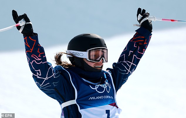 British skier Zoe Atkin wins brilliant BRONZE medal in freeski halfpipe final