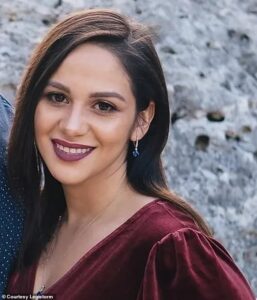 Read all the VERY dirty 1am texts married congressman sent aide who burned herself to death… after husband exposed alleged affair in jaw-dropping group message