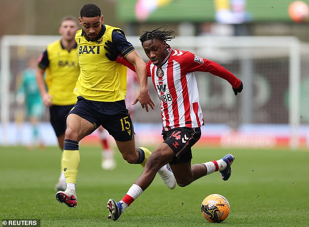 Unai Emery’s warning to his Aston Villa stars as he bids to end terrible Molineux record… and Brighton boss Fabian Hurzeler reveals birthday plans: PREMIER LEAGUE LIVE