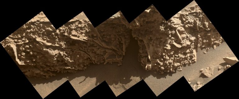 Curiosity Studies Nodules on Boxwork Formations
