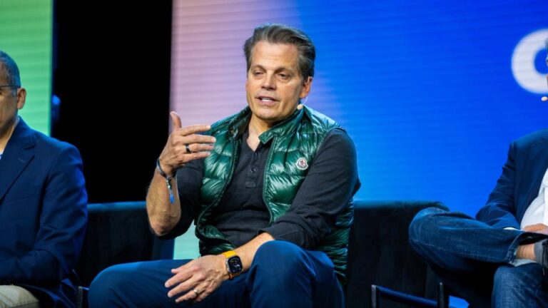 SkyBridge’s Scaramucci is buying the bitcoin dip, calls Trump a crypto President