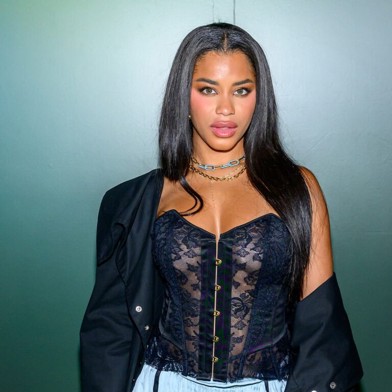 Love Island's Amaya Espinal and More Stars Who Found Their Valentine