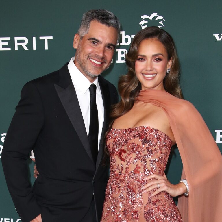 Jessica Alba, Cash Warren Divorce Finalized