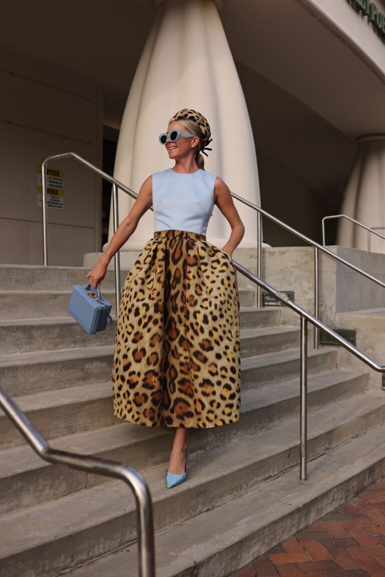 How to Wear Pillbox Hats: The Ultimate Styling Guide