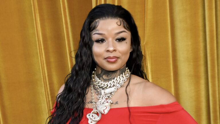 Chrisean Rock Shows Boxing Skills & Internet Is Hyping Her (Vid)