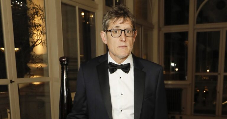 What Is the Manosphere? Louis Theroux’s Netflix Doc Explores Trend