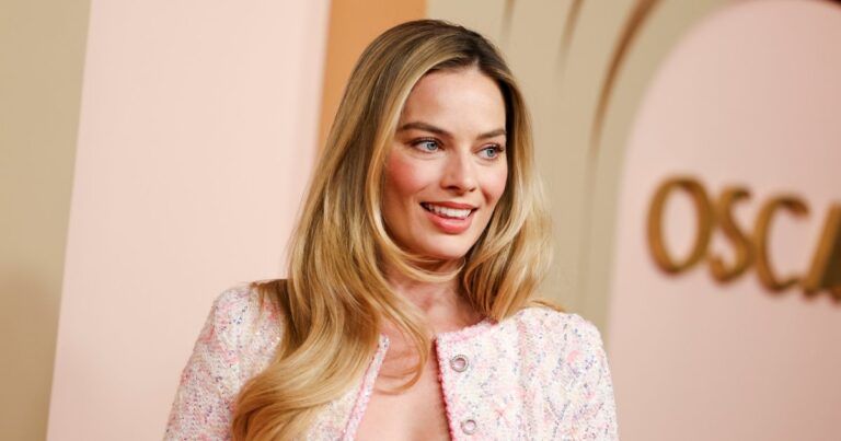Margot Robbie’s Oversized Shirt Style Is on Amazon for $8