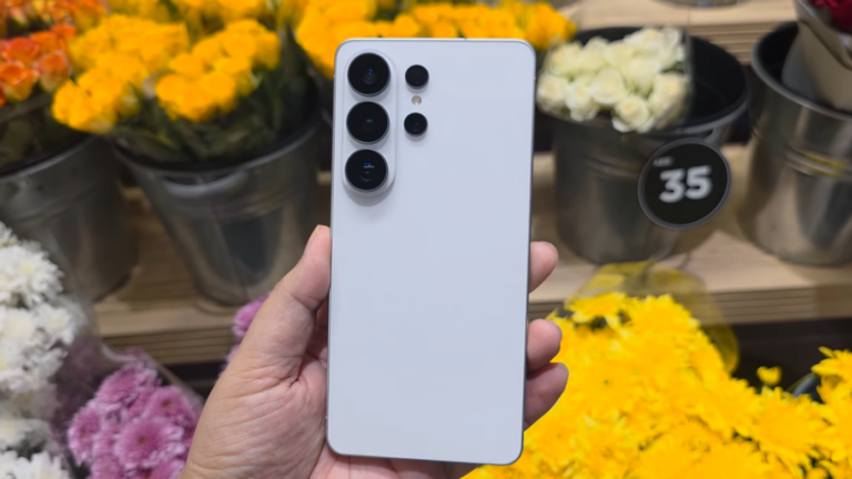 First Look at Samsung Galaxy S26 Ultra: Purchased for Rs 3 Lakhs Before Official Launch