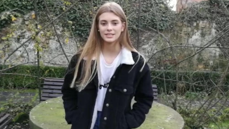 Model, Daughter of Soccer Star Was 21