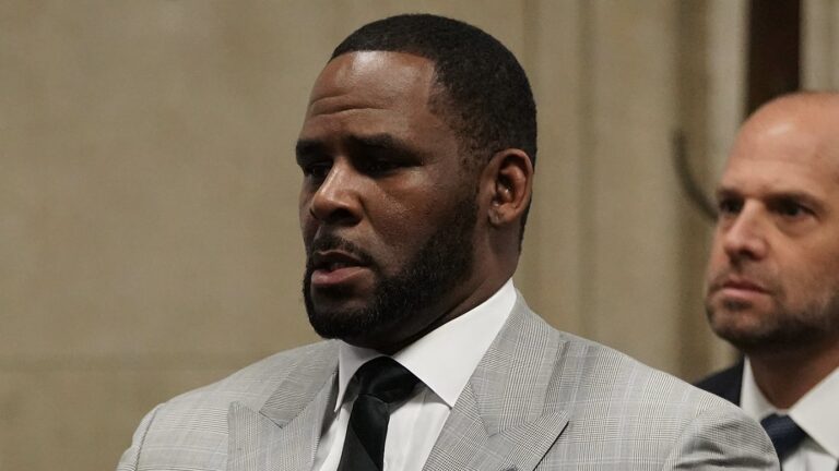 Sparkle Calls Out “False” R. Kelly Claims (Vid)