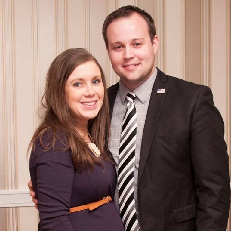 Josh Duggar’s Wife Anna Duggar Returns to Instagram