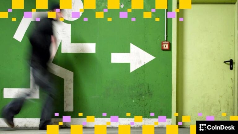 Crypto market wobbles as investors ignore good news, look for the ‘exit ramp’: Crypto Daybook Americas