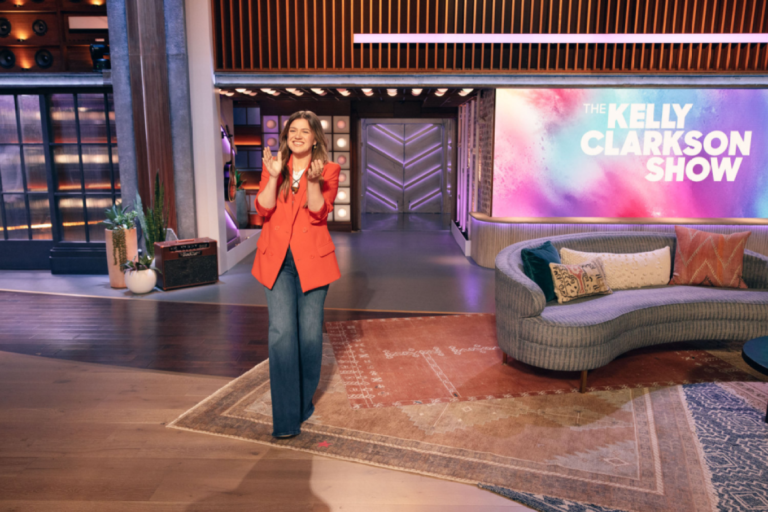 Kelly Clarkson Show to End; Host Says She Must “Prioritize Kids”