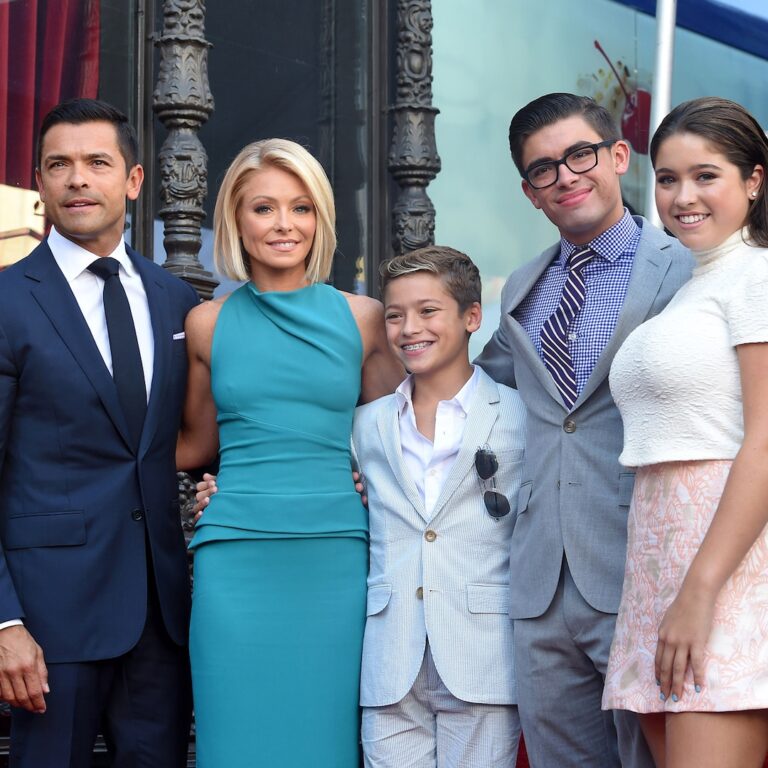 Kelly Ripa Son Michael Consuelos Is Mark Consuelos Twin