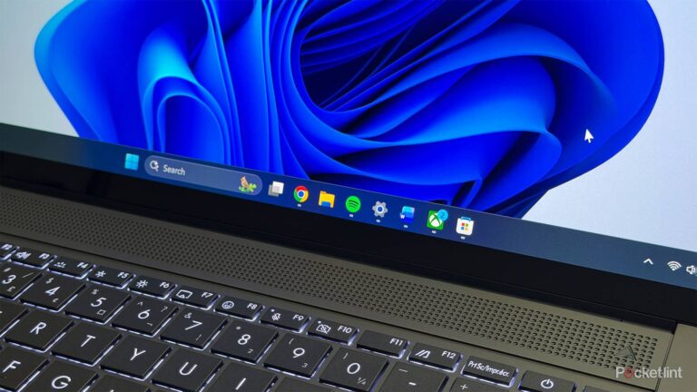 You might soon be able to move and resize the taskbar in Windows 11
