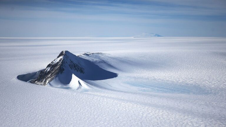 Antarctica’s ‘gravity hole’ reveals the evolution of Earth’s deep interior