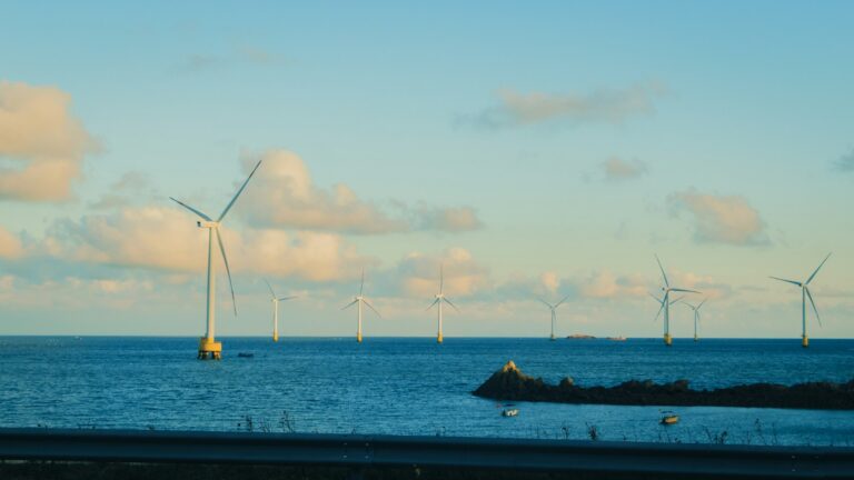 Why offshore wind could help the grid » Yale Climate Connections
