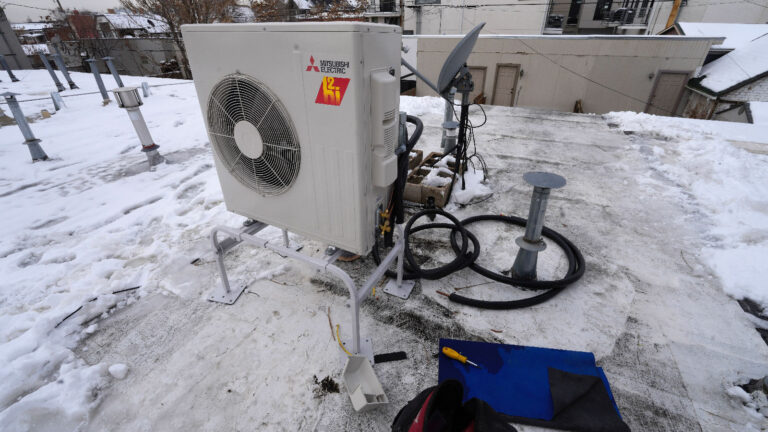 Cold winters are no match for modern cold-climate heat pumps » Yale Climate Connections