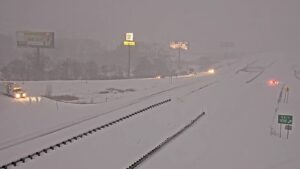 Tornadoes, blizzard, record rain, wildfire, or summerlike heat » Yale Climate Connections