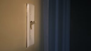 Why low electricity rates don’t always mean low bills » Yale Climate Connections