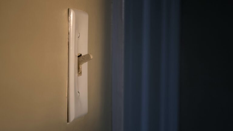 Why low electricity rates don’t always mean low bills » Yale Climate Connections