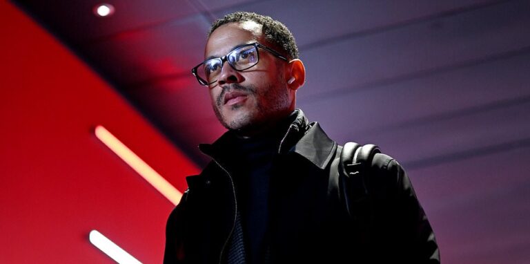 Arsenal vs Chelsea – Premier League LIVE: Latest score, team news and updates as unchanged Gunners face difficult London derby in title charge