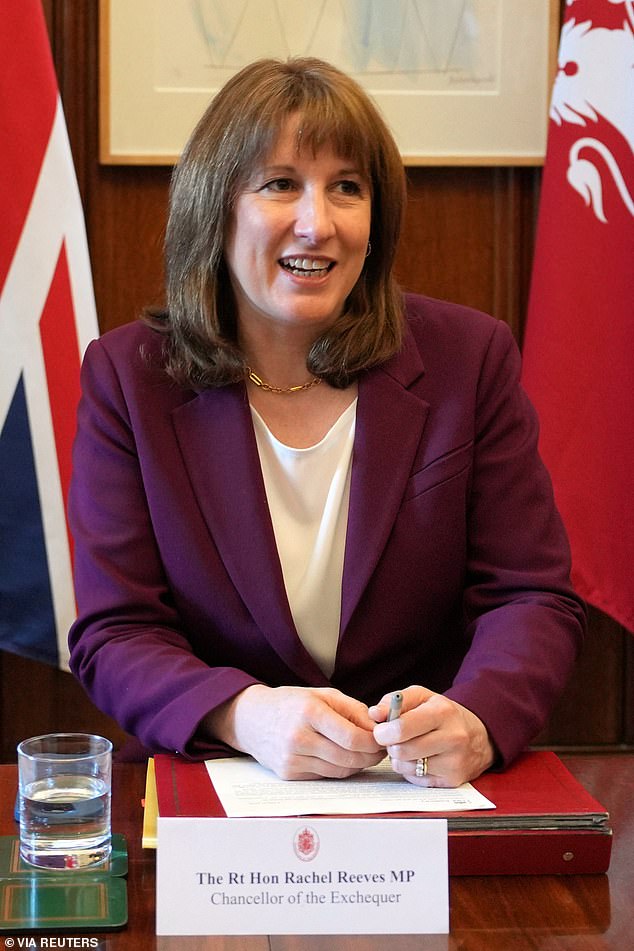 Ministers ‘bracing to bail out Brits from energy bills spike’ as ‘long haul’ Middle East crisis sends wrecking ball through Rachel Reeves’ plans