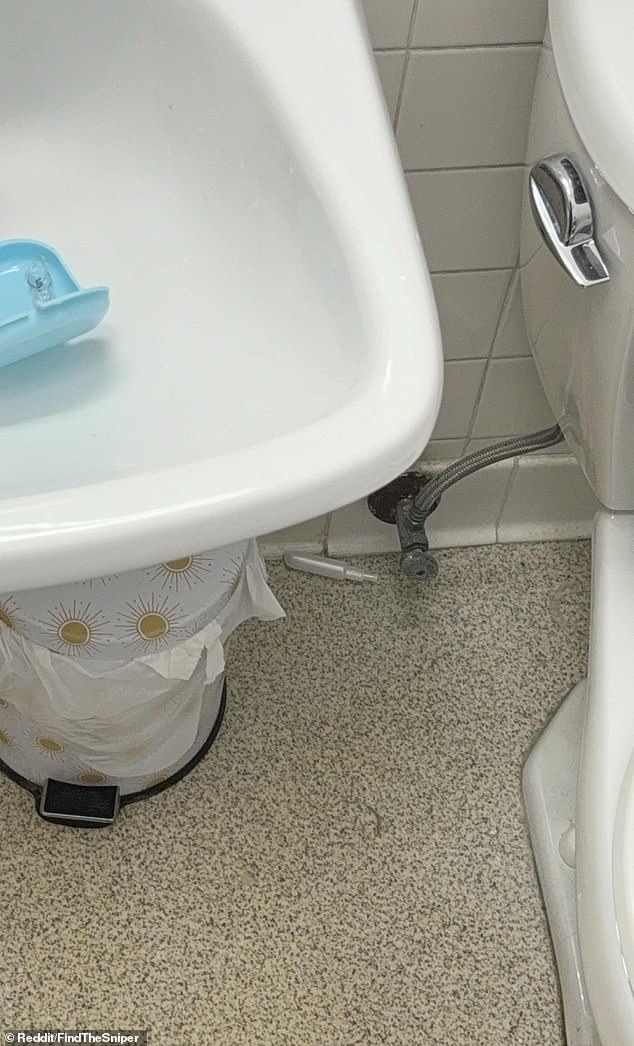 Frustrating bathroom optical illusion infuriates people… can you find the Invisalign in under 30 seconds?