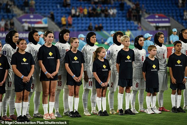 Inside the secret meeting that saved five Iranian football stars as players chant Aussie ‘Oi, Oi, Oi’ – after Trump and Albanese held late-night crisis talks