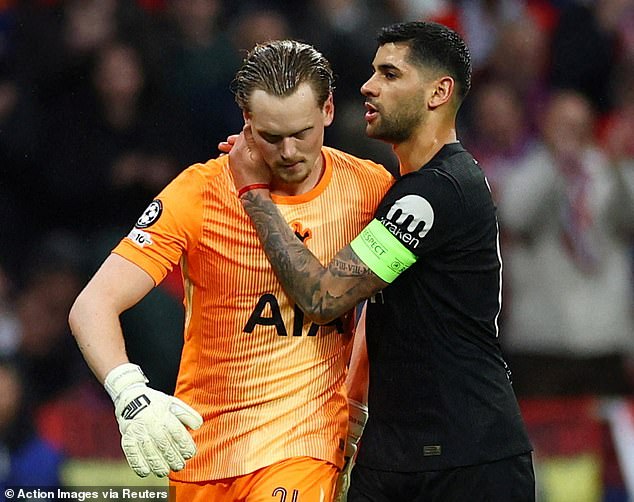 Joe Hart rips into Igor Tudor for blanking Antonin Kinsky after nightmare display – as David de Gea offers Tottenham goalkeeper support after being hauled off after 17 minutes