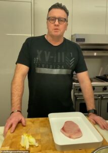 Melbourne chef Teage Ezard dies after battle with incurable brain disease